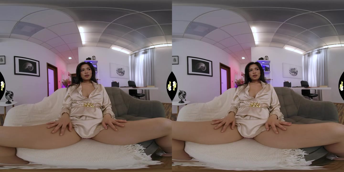 Scarlett Alexis - SqueezeVR