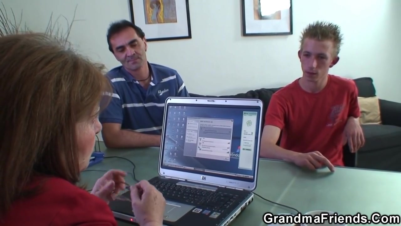Office Granny 3some Hard