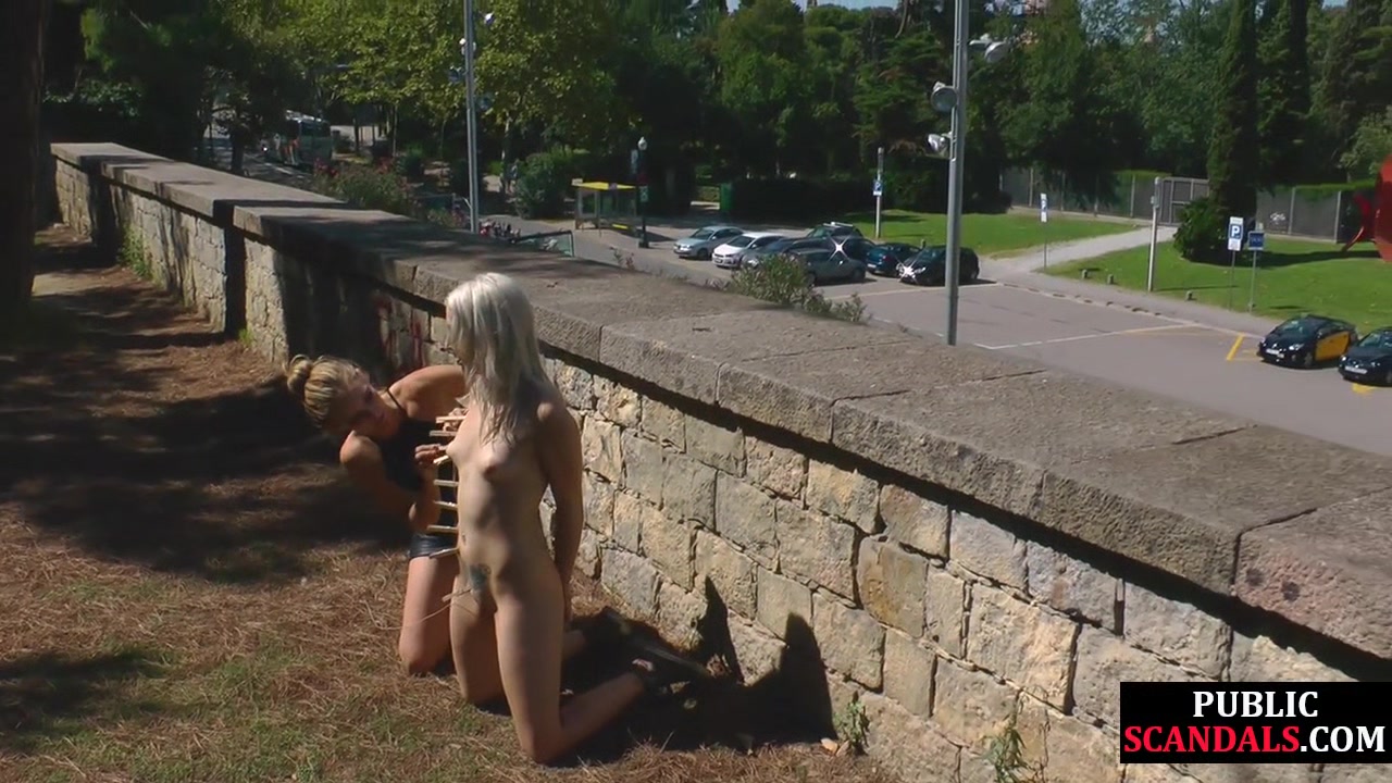 19yo slut in bondage trapped outdoor at public place