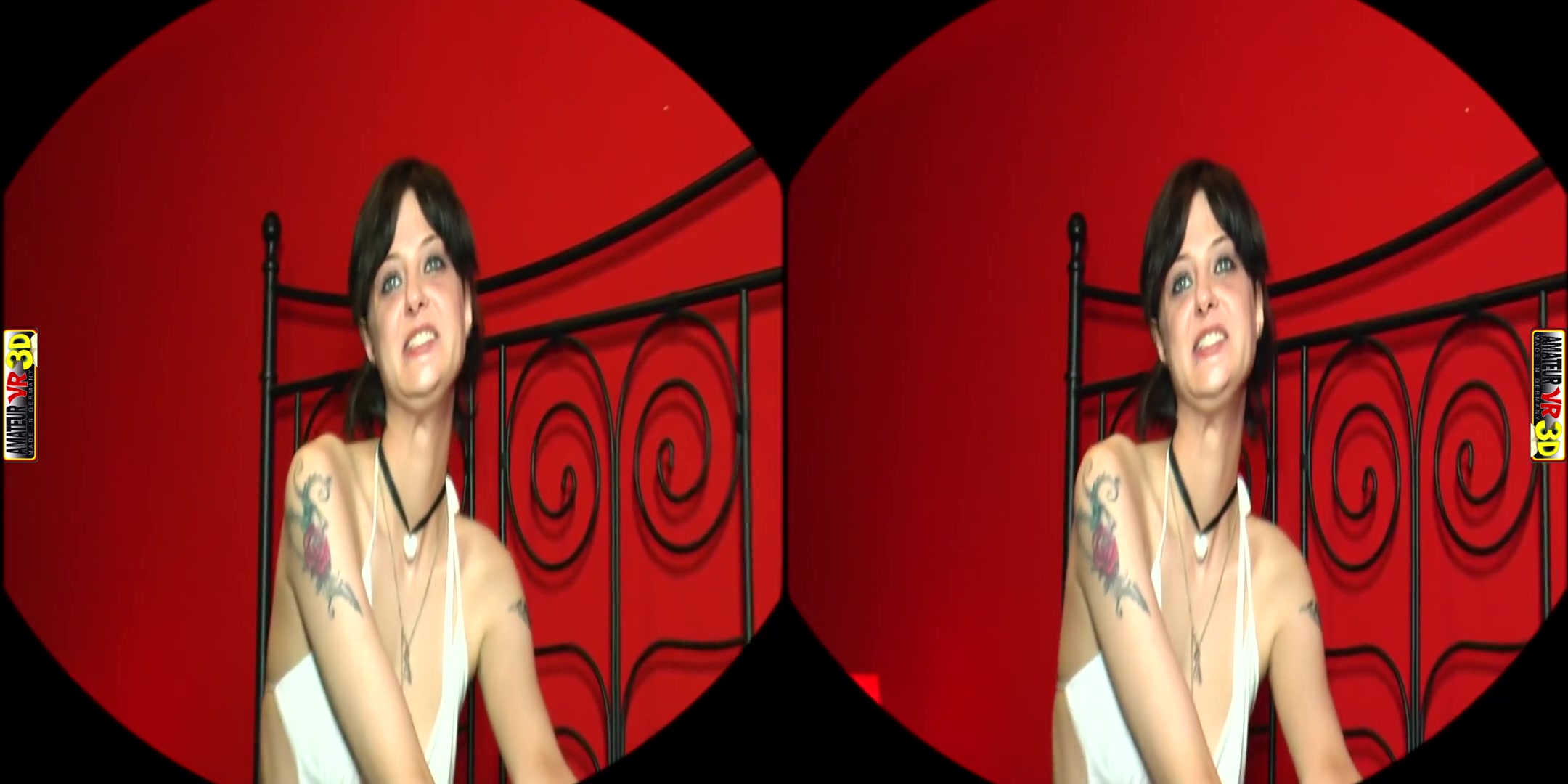 Lily Bang in Pussyshow.... Lilly - AmateurVR3D