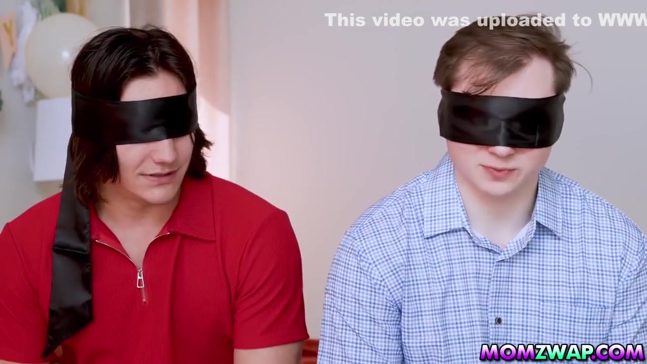 And Surprise Their Stepsons With Tantric Sex - Avianaviolet And Mckenzie Lee