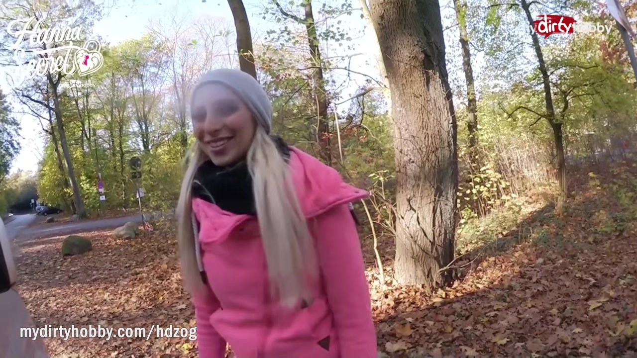 MyDirtyHobby - Hot teen 18+ works out in public wearing yoga pants