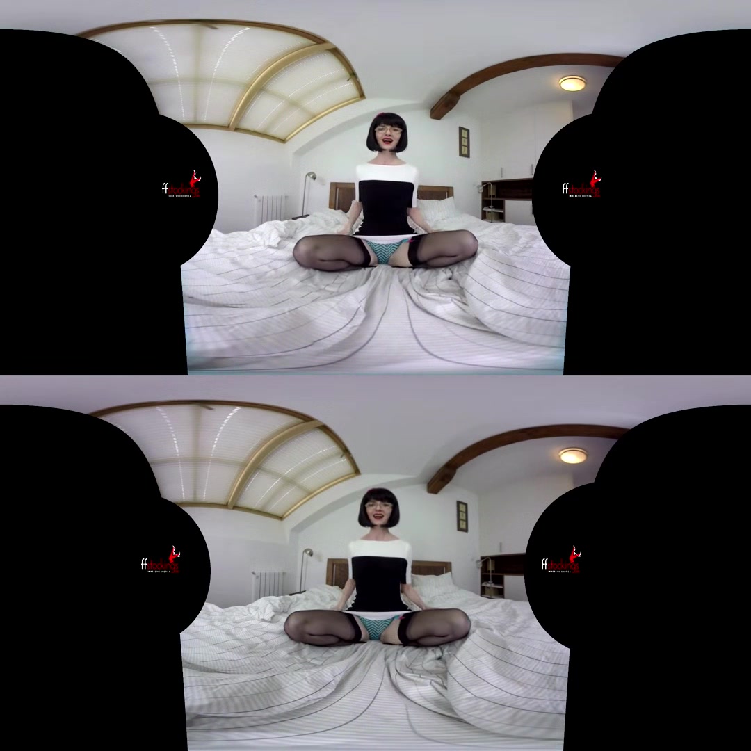 Smokin Hot Panties In Virtual Reality - Legs Fetish Milf