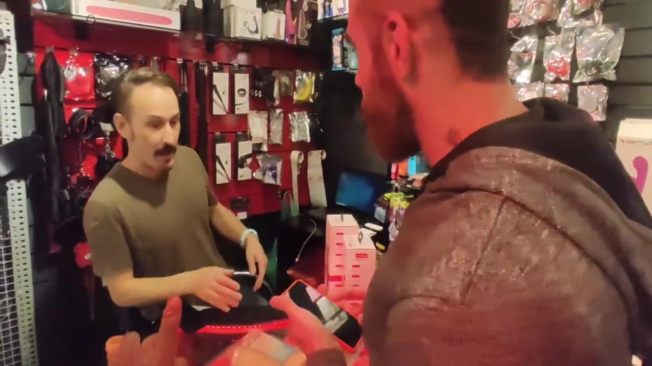 Gay Porn, Ted Blue Bear And Big Marcos - Do Sex Shop Direto Pra Pica Do 10 Min