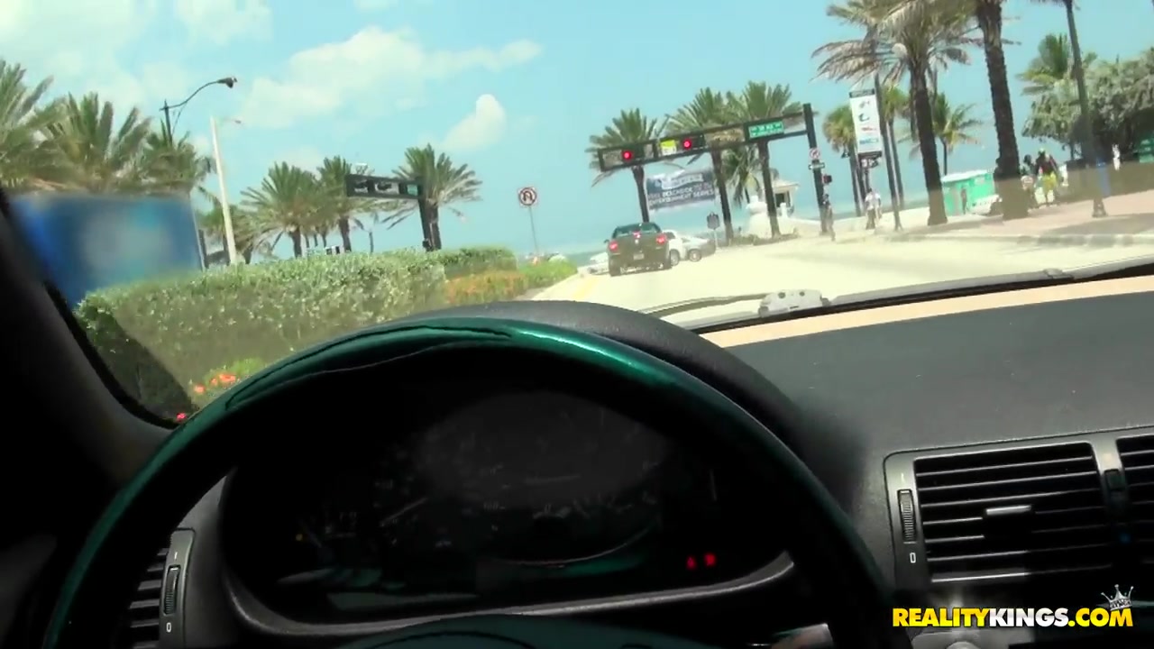 Michelle Heart & Preston Parker relax in a car