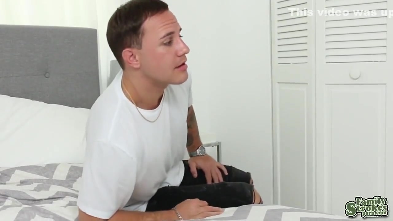 Brad Blows A Massive Load All Over Alexas Body