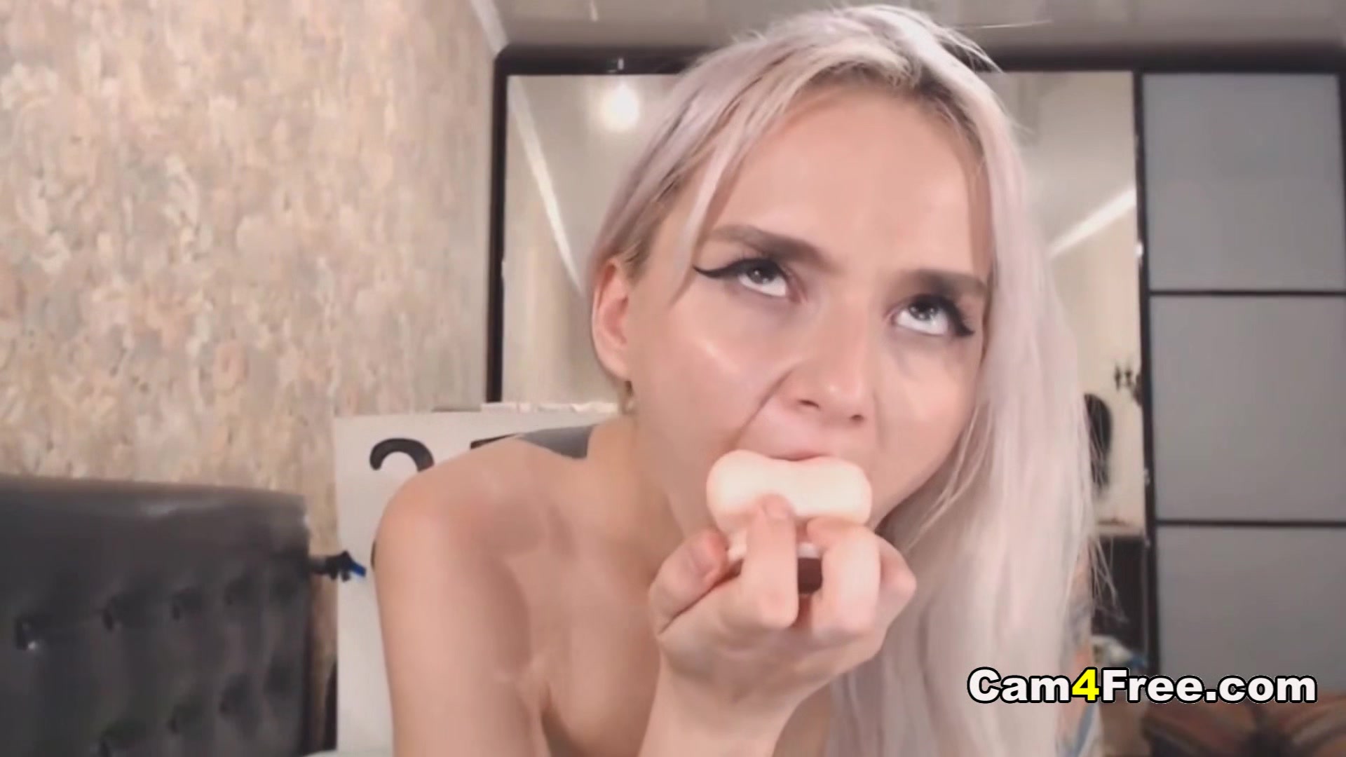 Playful Blonde Wildly Masturbates her Cunt