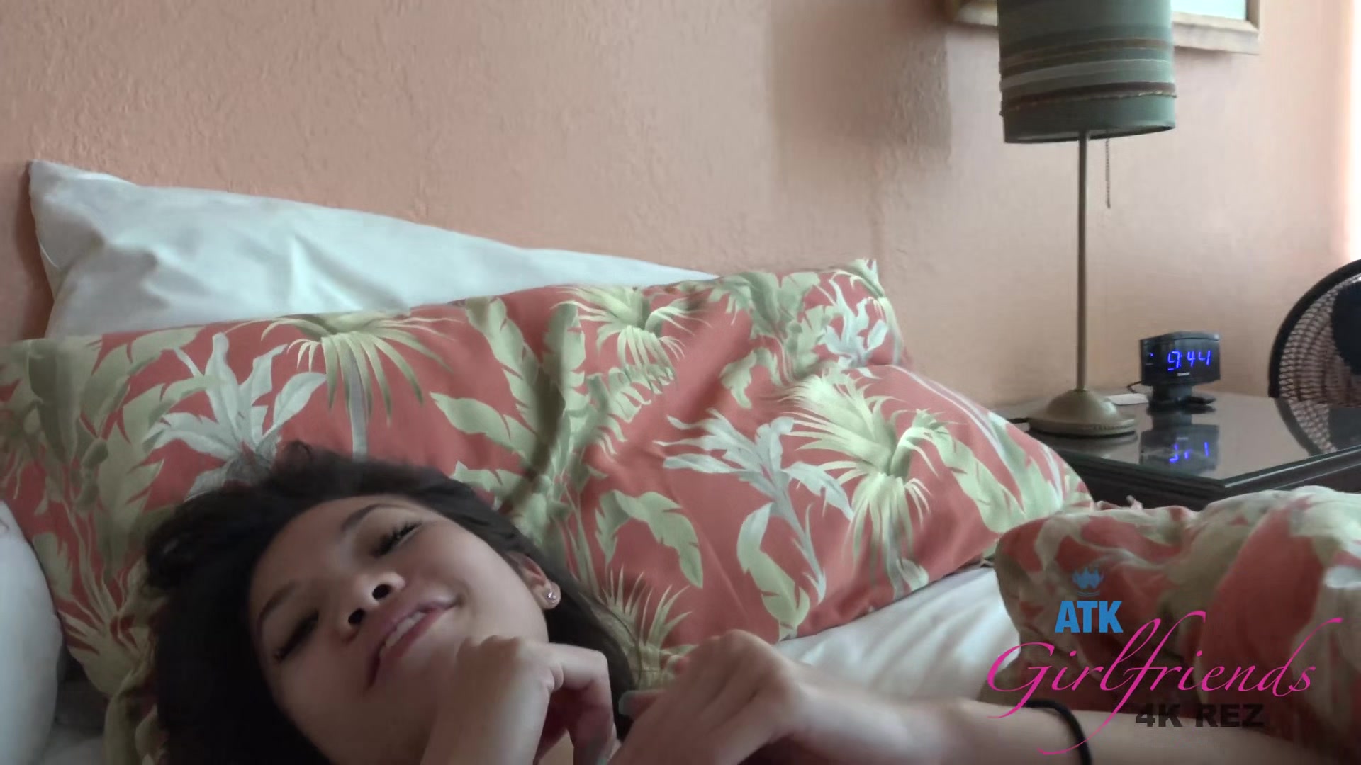Fingering Asshole Before Sticking A Little Toy In It