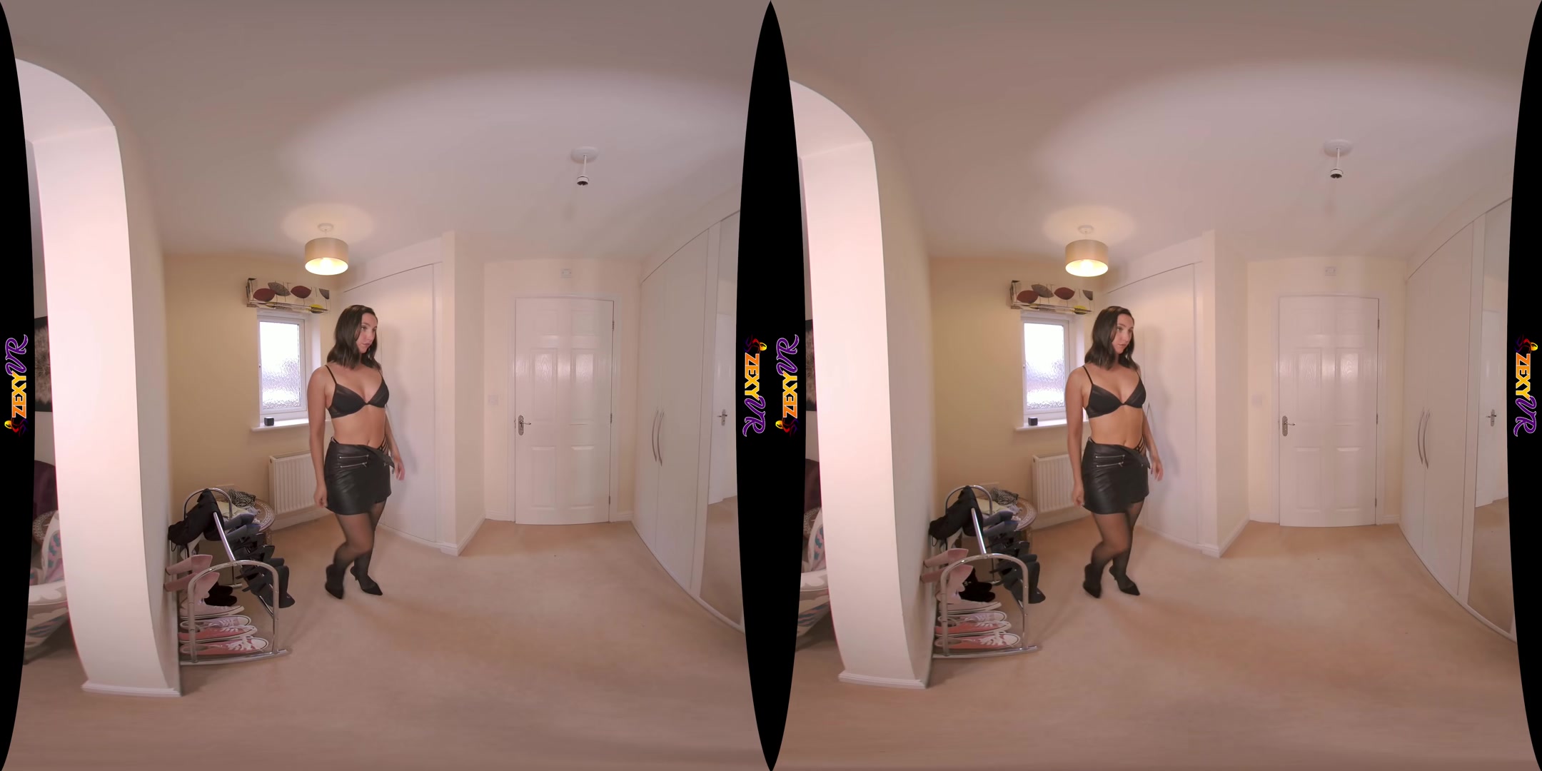 Watch Me Strip - ZexyVR