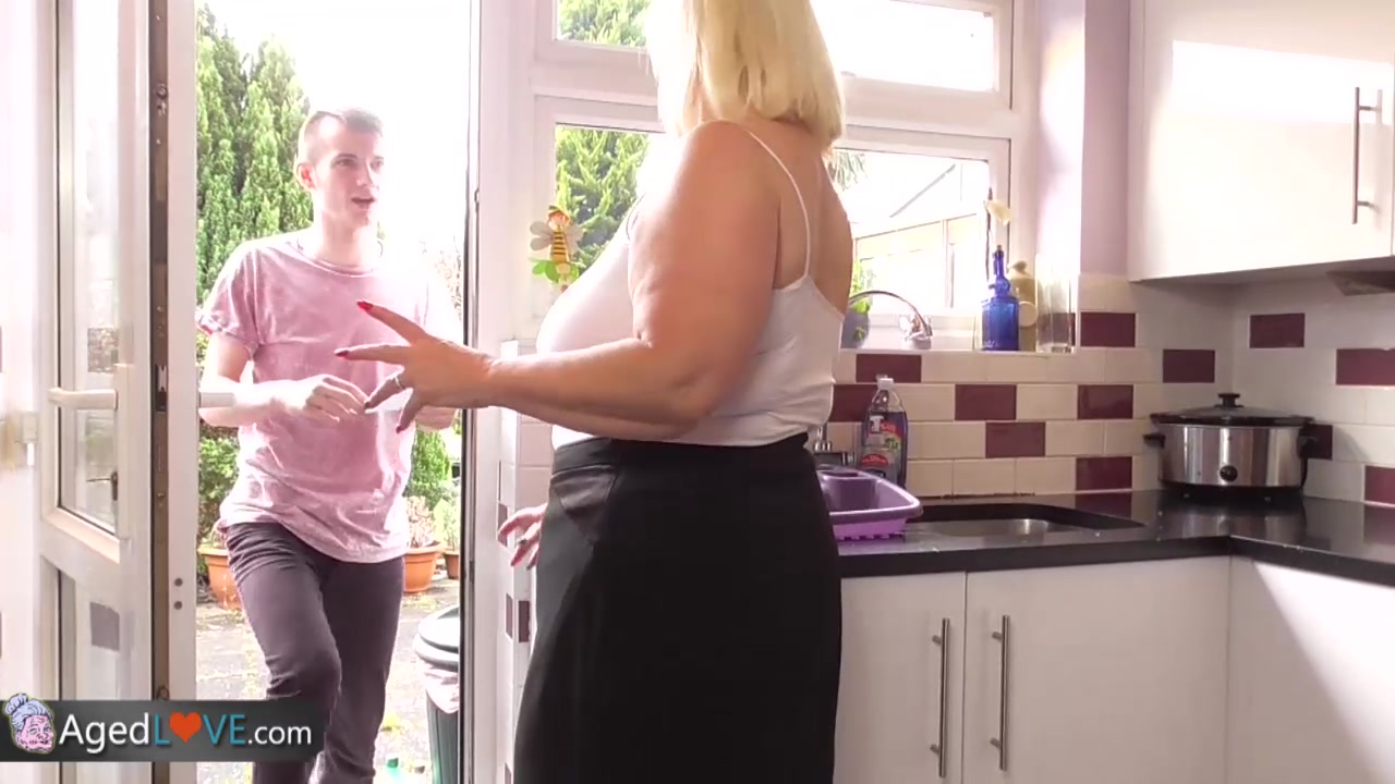 Agedlove mature chubby blowjob and doggystyle