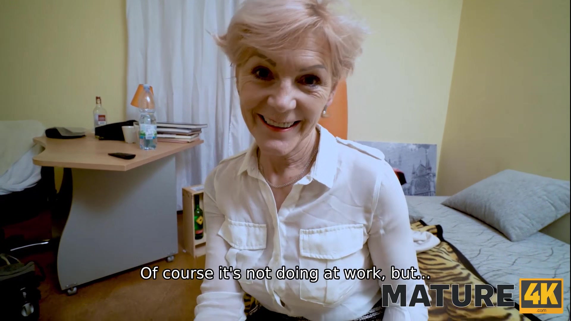 MATURE4K. Sweet mature woman with dyed hair has nothing against quick sex