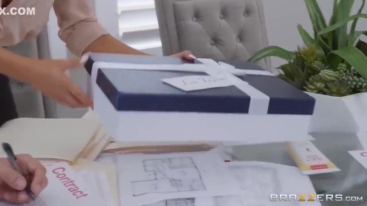 Madison Lee, Madison Ivy And Keiran Lee - Wealthy Businessman Fucks His Gorgeous Personal Assi
