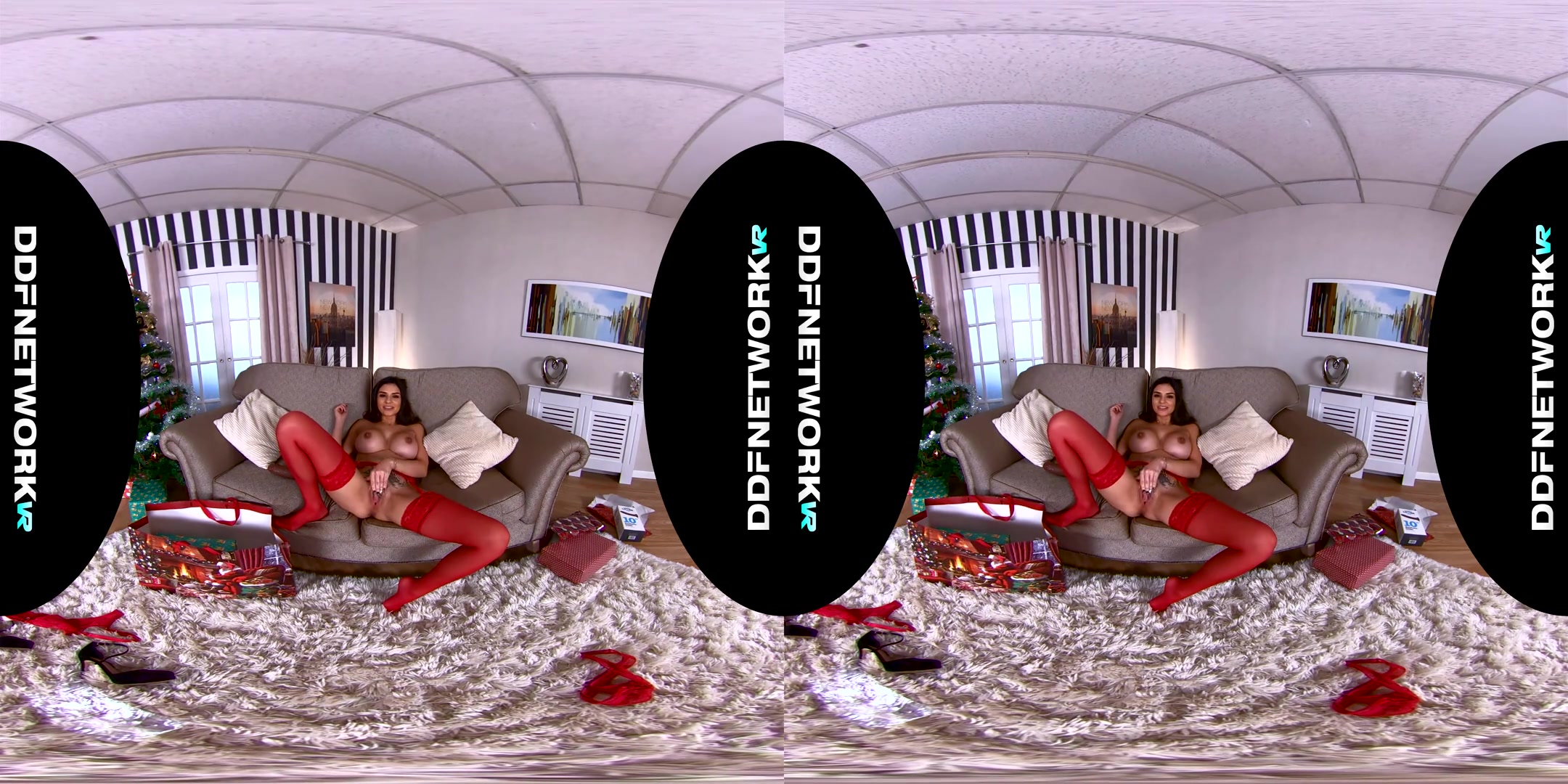 A Naughty XXXmas - SexLikeReal