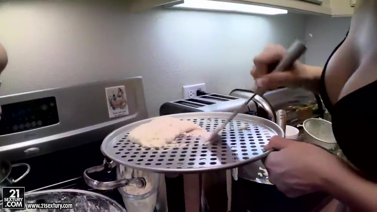 Cindy Hope and Sandy are cooking in the kitchen