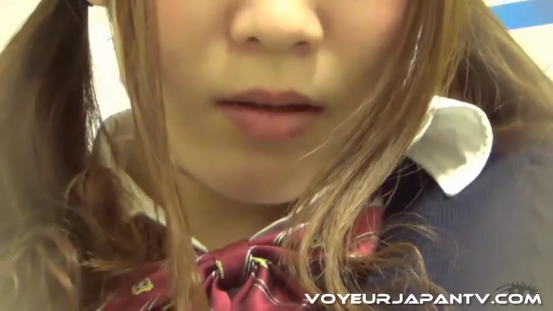 Getting Off Before School - VoyeurJapanTV
