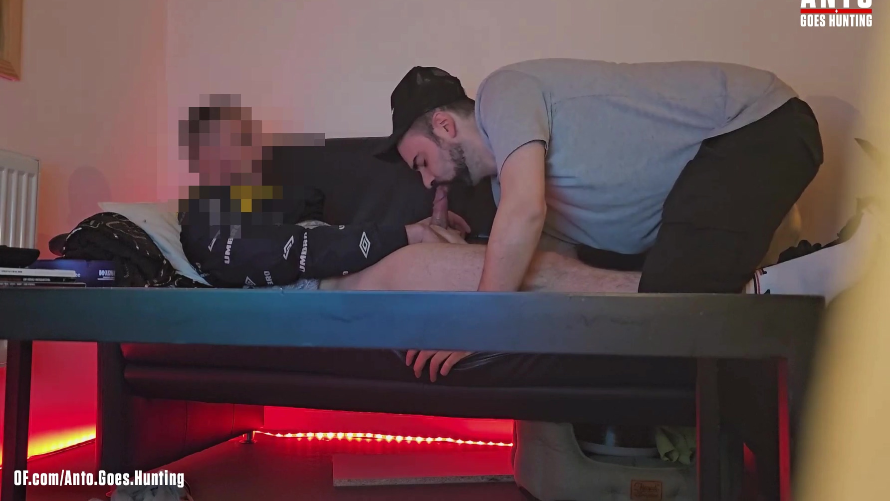Straight Guy From Dating App Lets Me Suck Him