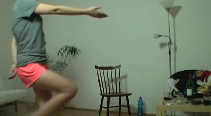 Amatuer teen 18+ does lapdance and BJ