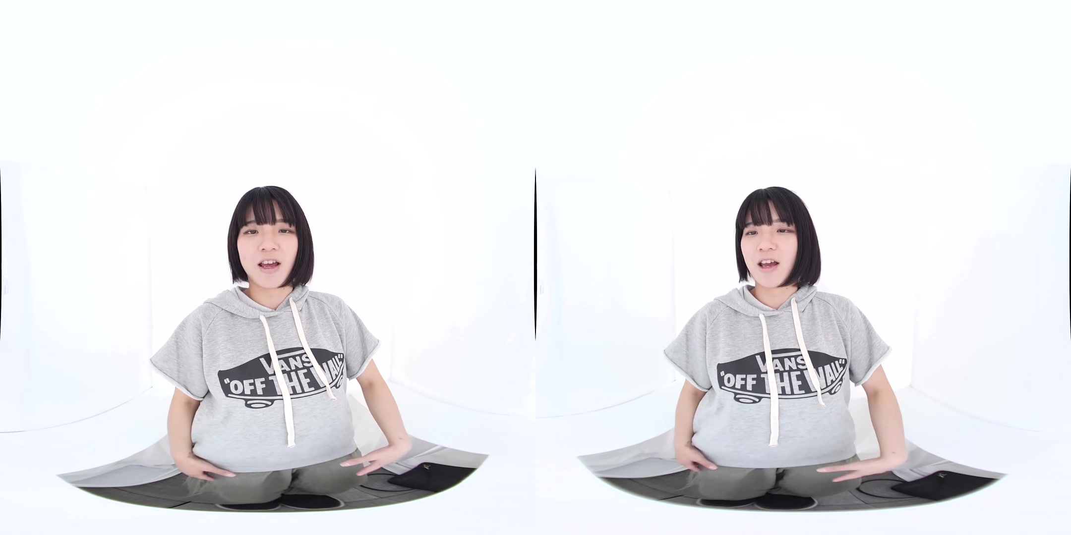 Amateur Kissing VR: Will You Show the Camera How you Kiss? - SodCreate