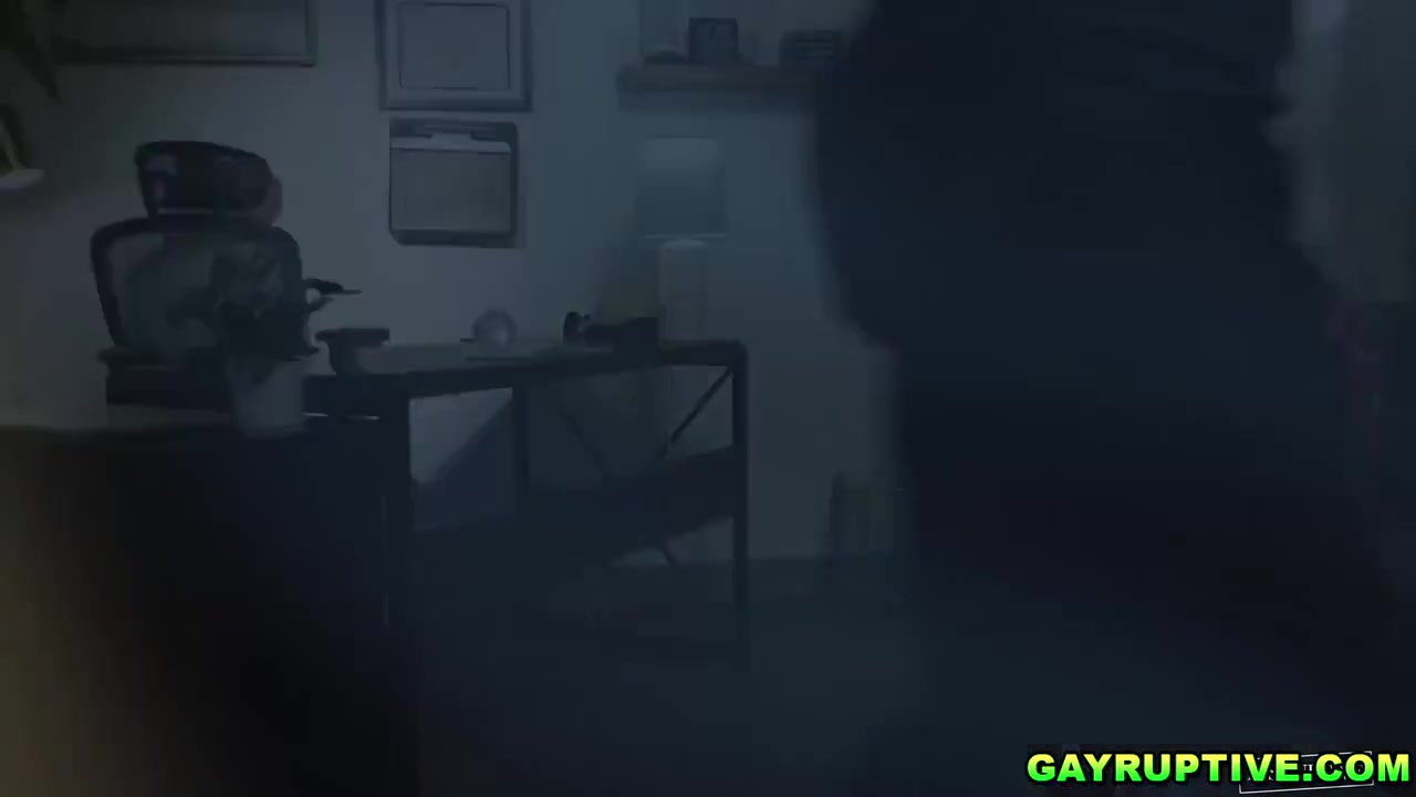 Gay Boy - Straight Guy Gets A Heart Transplantation From