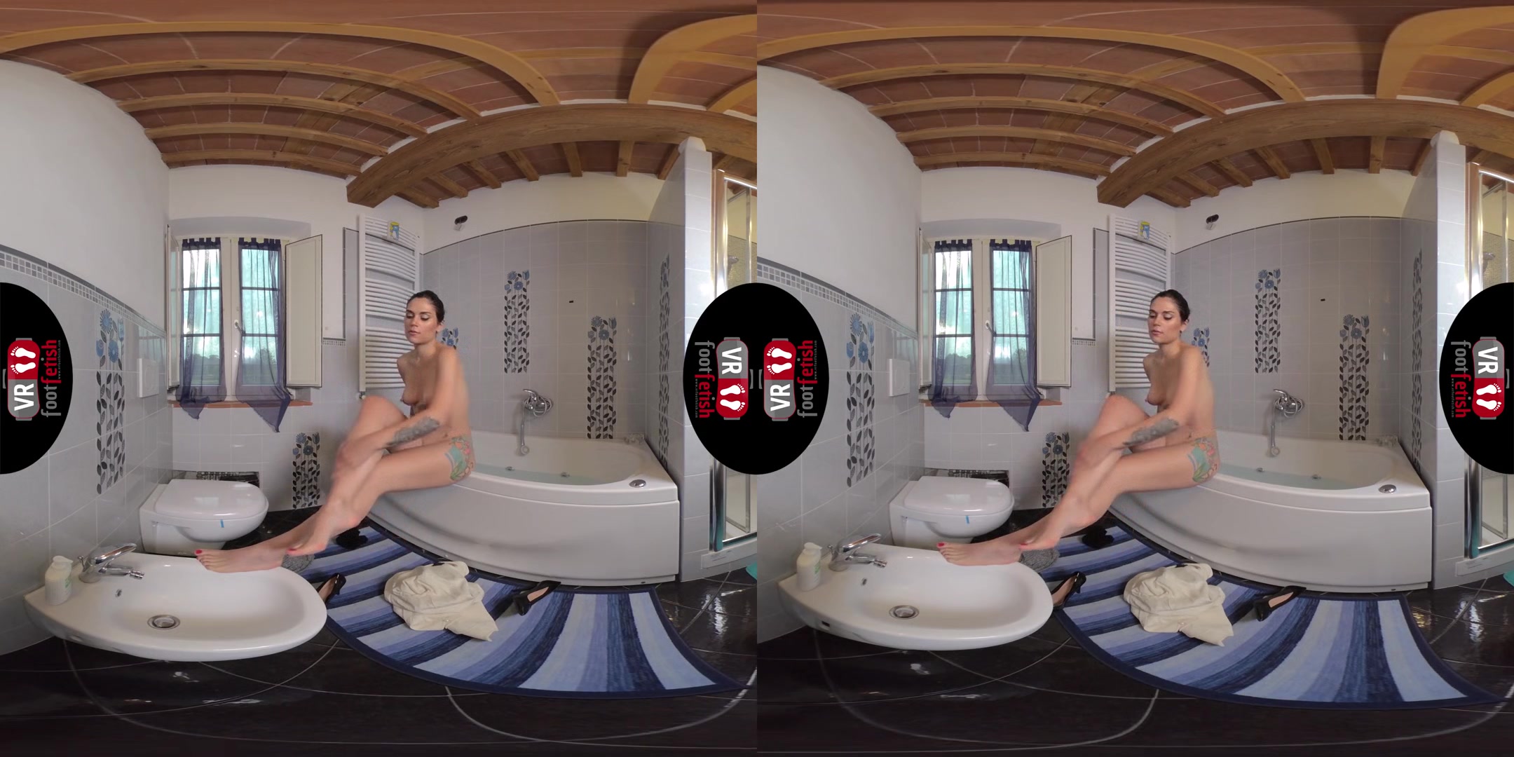 Gorgeously Beautiful Chiara Takes A Warm Bath - Leg and Foot Fetish VR