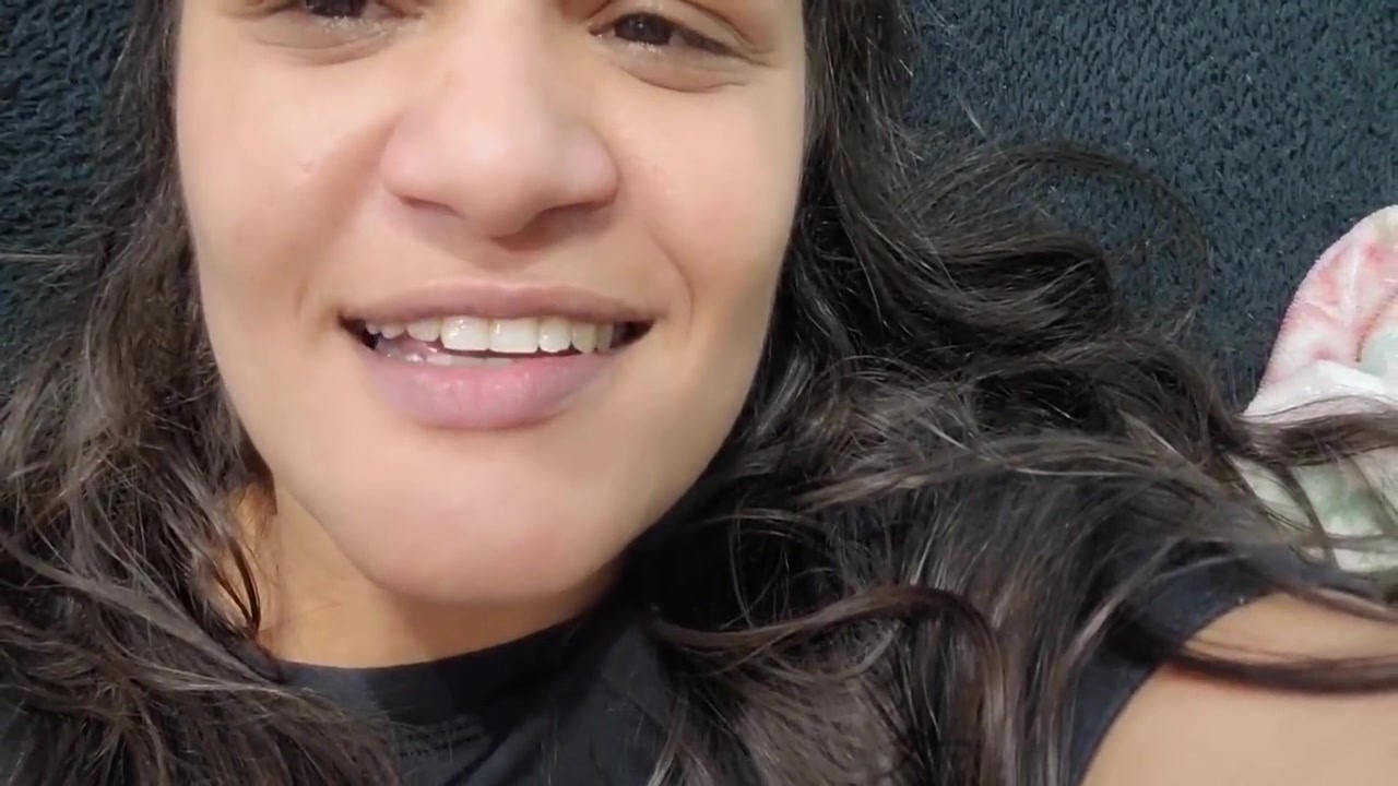 Paty Bumbum - 24h Querendo Fuder 5 Min