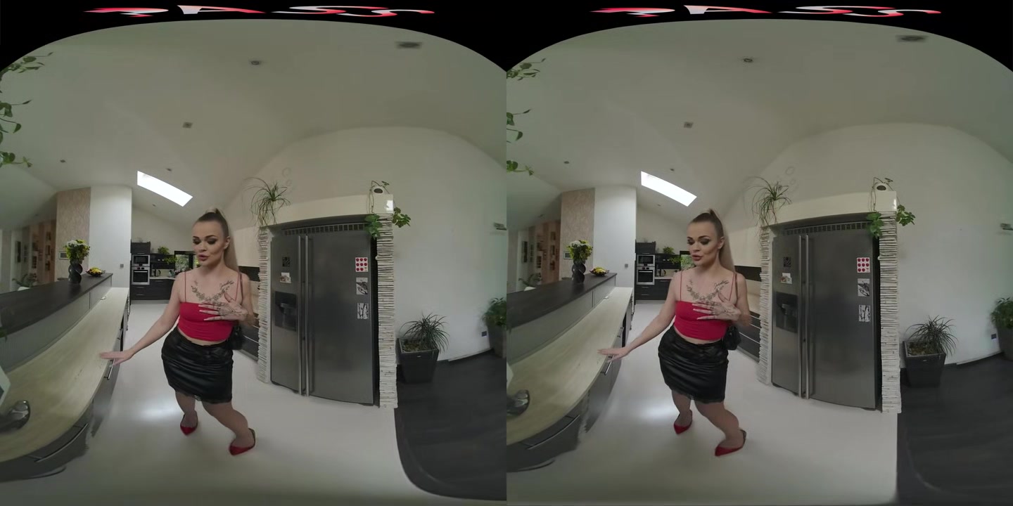 Estate Love in Jihlava - FuckPassVR