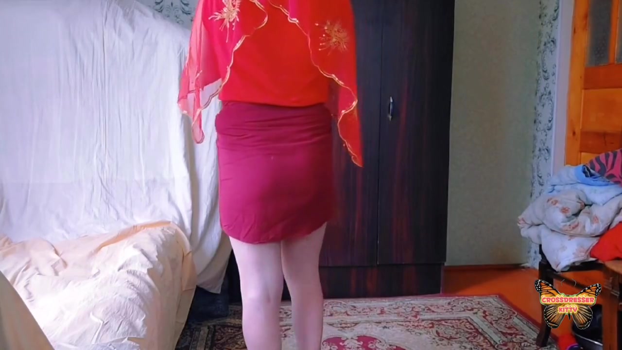 Crossdresser Kitty Amateur teen 18+ Femboy Model Loves Making Hot Sexy Videos At Her Room