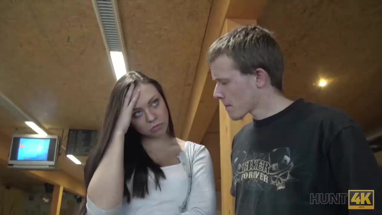 HUNT4K. Poor couple considers sex for money as a good solution