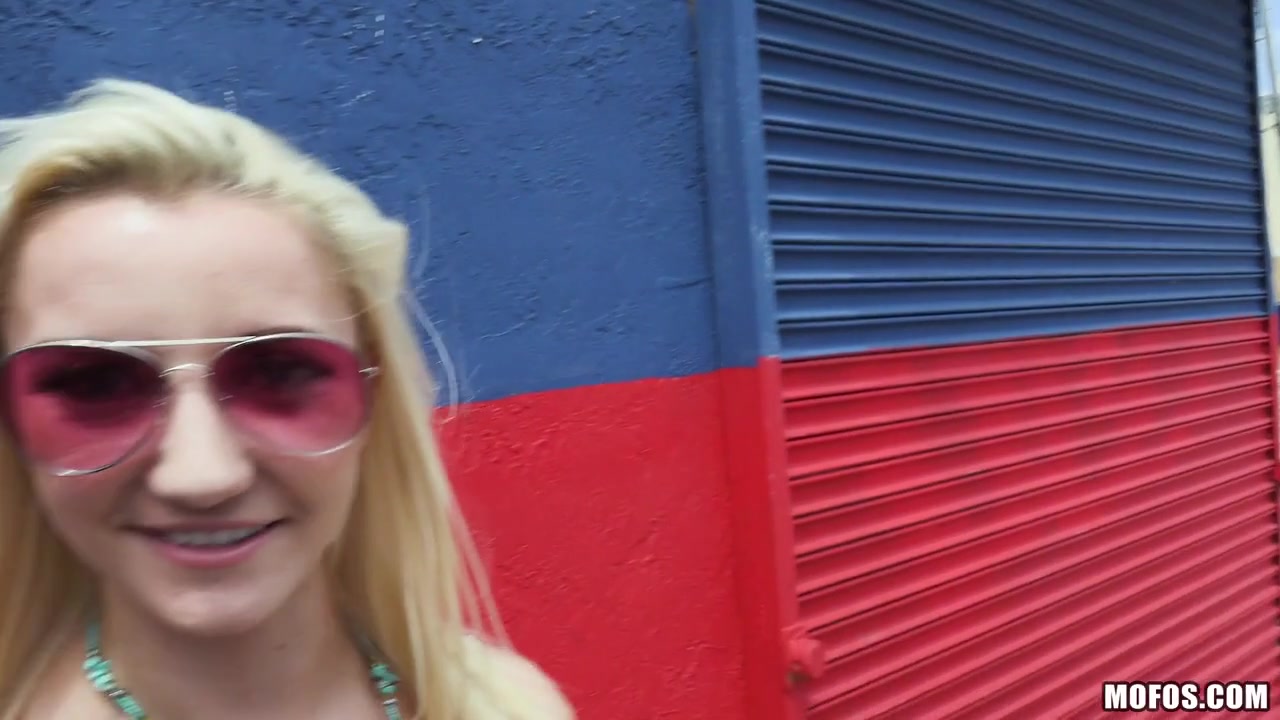 Jade Amber in Public Sex With Jade Amber - PublicPickups