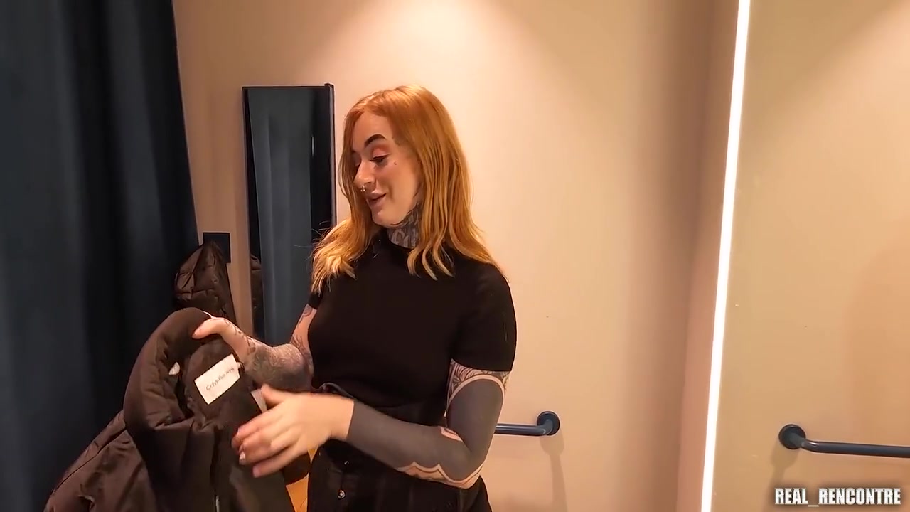 Big Ass English student 18+ Gets Anal Fucked Hard In Corridor By 2 Customers !!!
