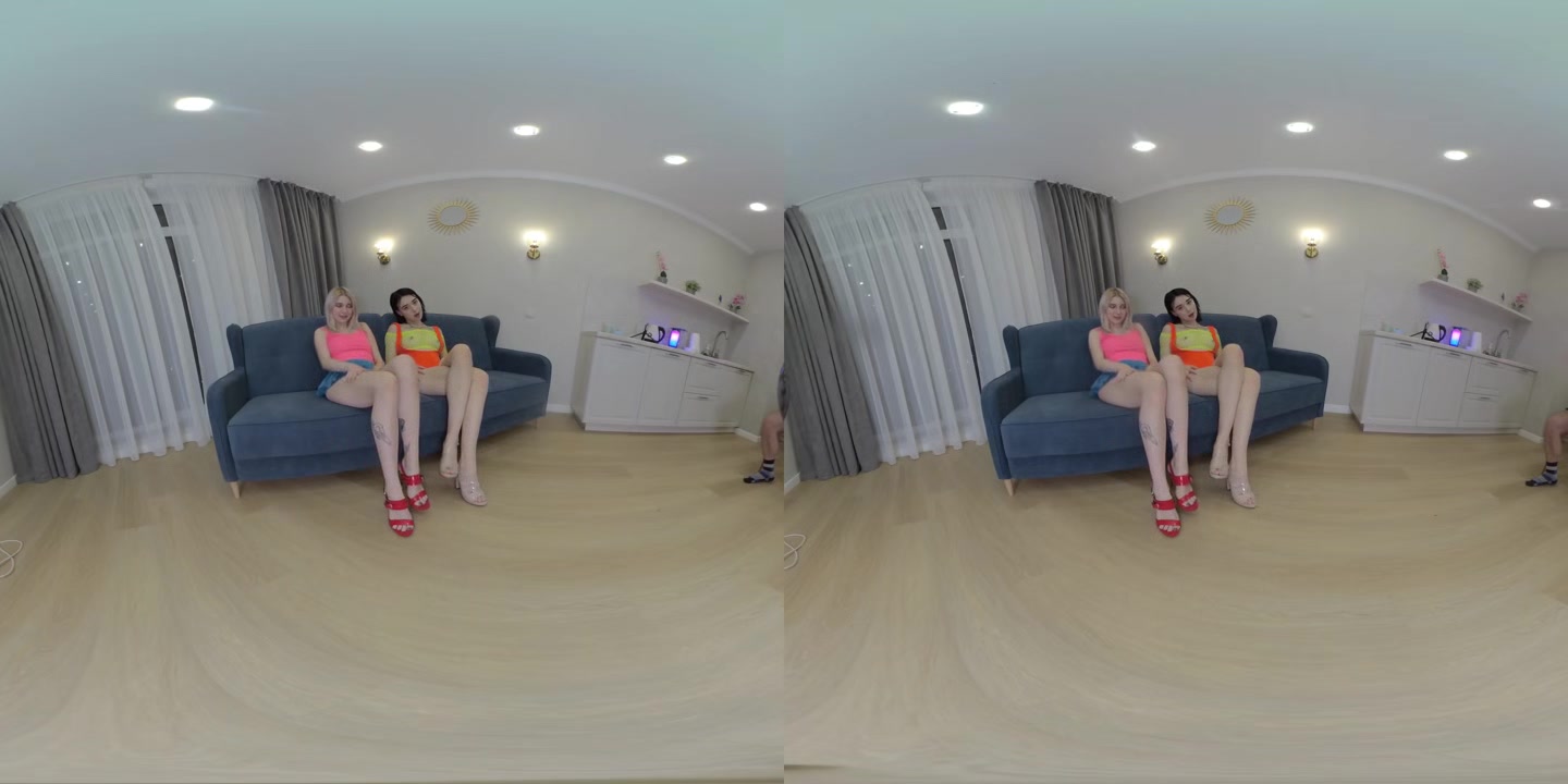 Threesome Karolina Geiman & Kammy Yammy For Old Professor - VRmodels