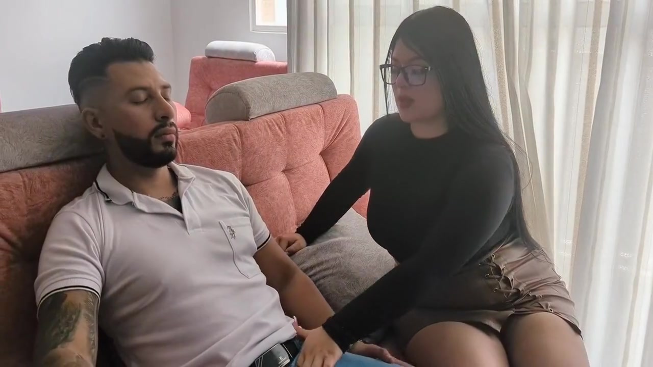 Jhonny Visits His Psychologist Antonella Because She Is A Nymphomaniac