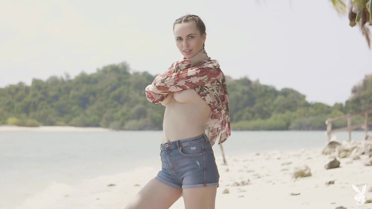 Jana Bubu in Coastal Caress - PlayboyPlus
