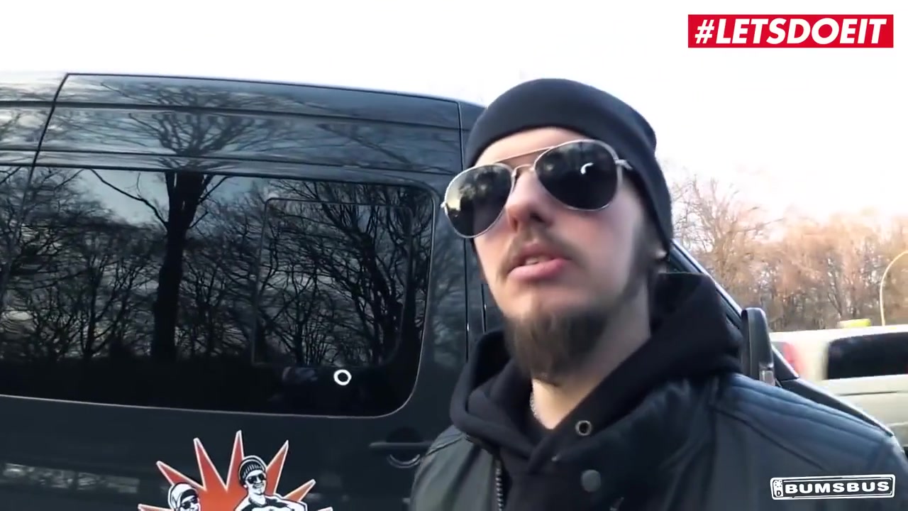 Meggie Marika - German Girl Enjoys Black Cock In The Backseat - 1080p