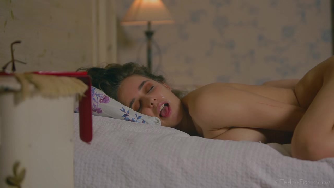 Porn 2 - Emily J - TheLifeErotic