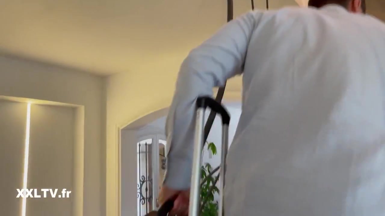 The Couple Inaugurates The Villa With Big Ass Blonde, Tiffany Leiddi And Clea Gaultier