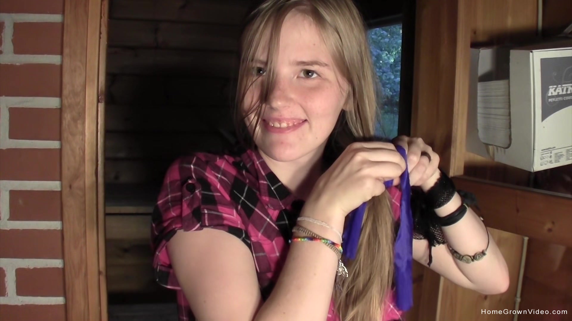 Evelina Does Deep Anal In The Sauna - Evelina Does Deep Anal In The Sauna