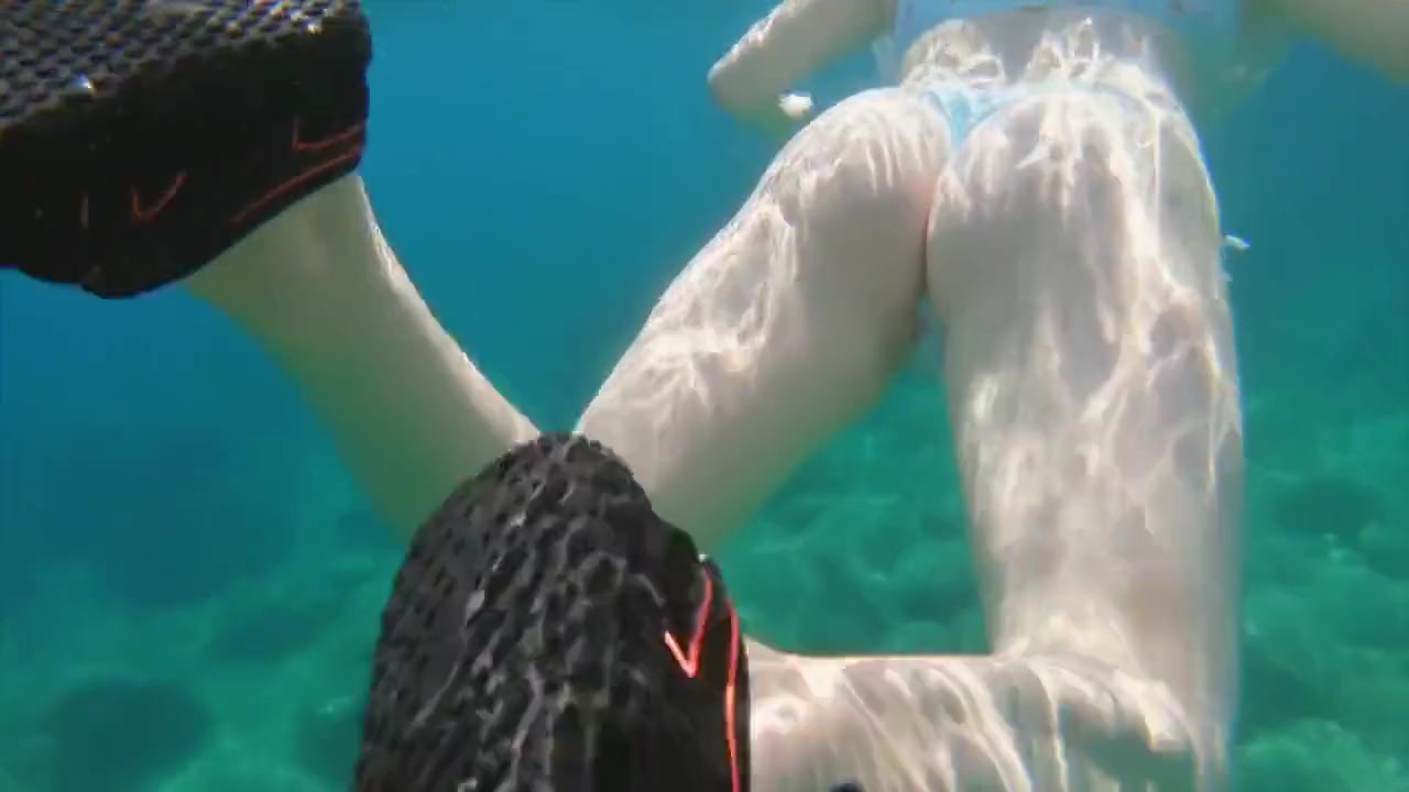 Curvy Pale Redhead Risky Public Beach Handjob Cum Big Tits Ginger Amateur