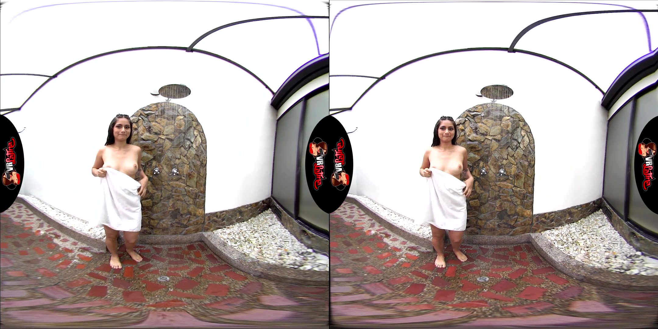 Luisa! & Samantha Sanchez & Diana Dimon in 3 Striptease! - VRLatina