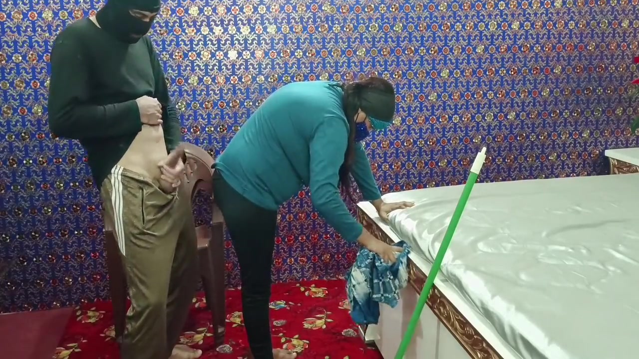 Surprising Fuck With My Big Ass Desi House Maid