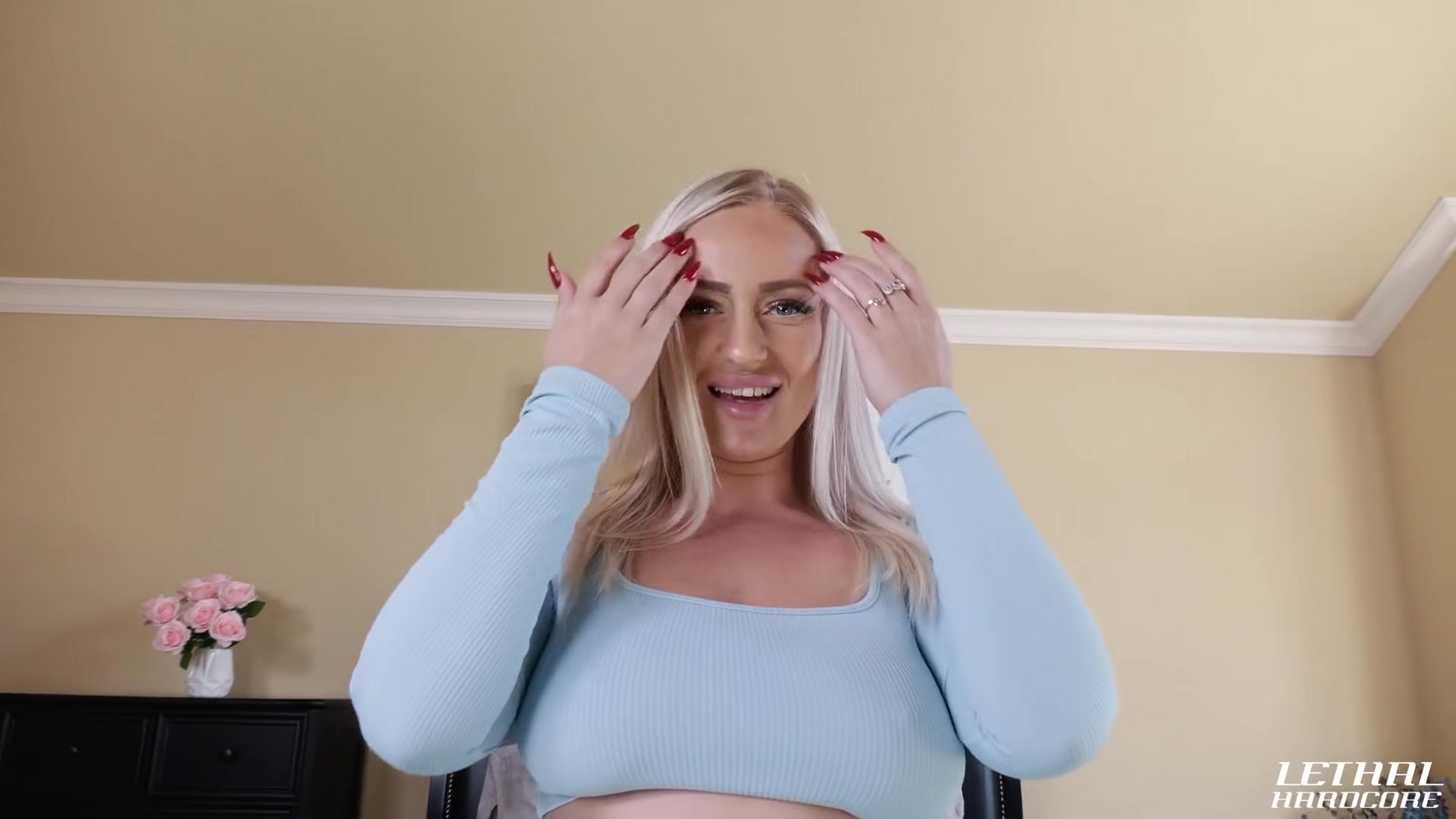 Elena Bunnz Loves Taking A Big Hard Cock In New Scene