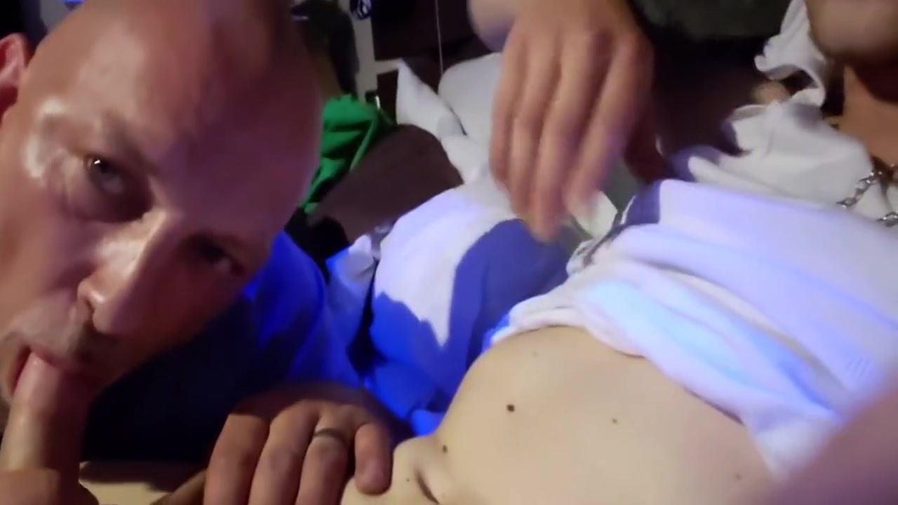 Sucking Mike New 4 Min