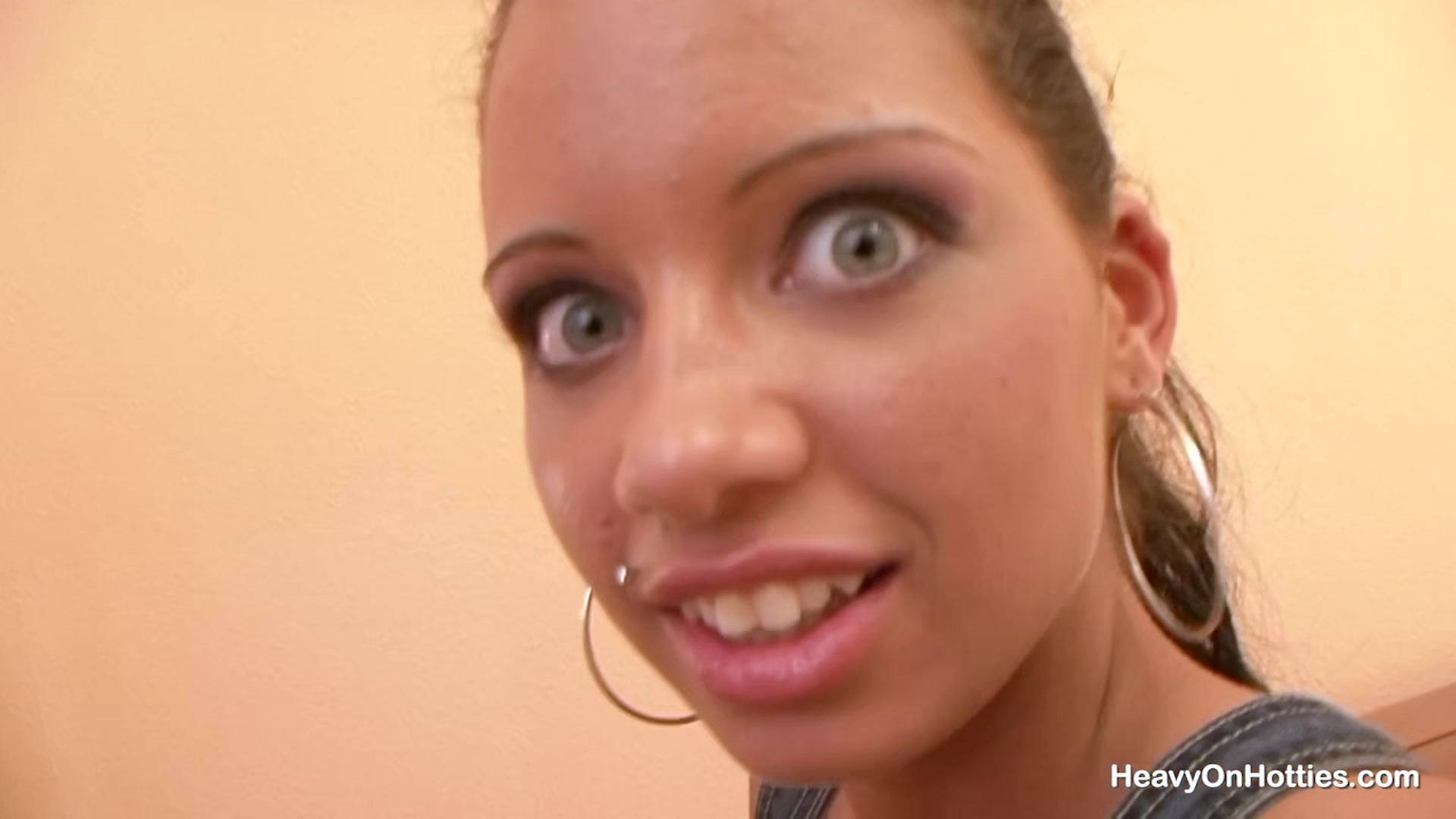 Puffies Are My Master With Viva Small - HeavyOnHotties