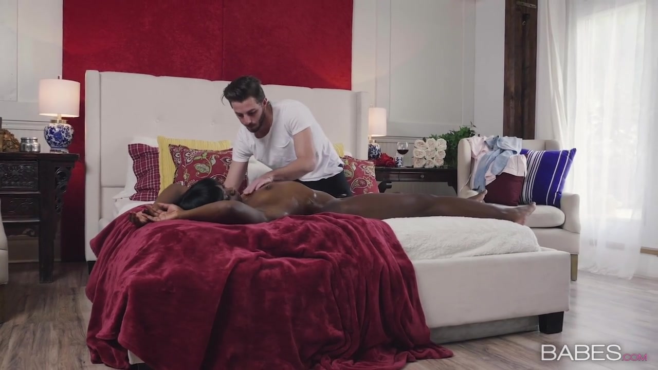 Ana Foxxx & Lucas Frost in Cum Running - BlackIsBetter