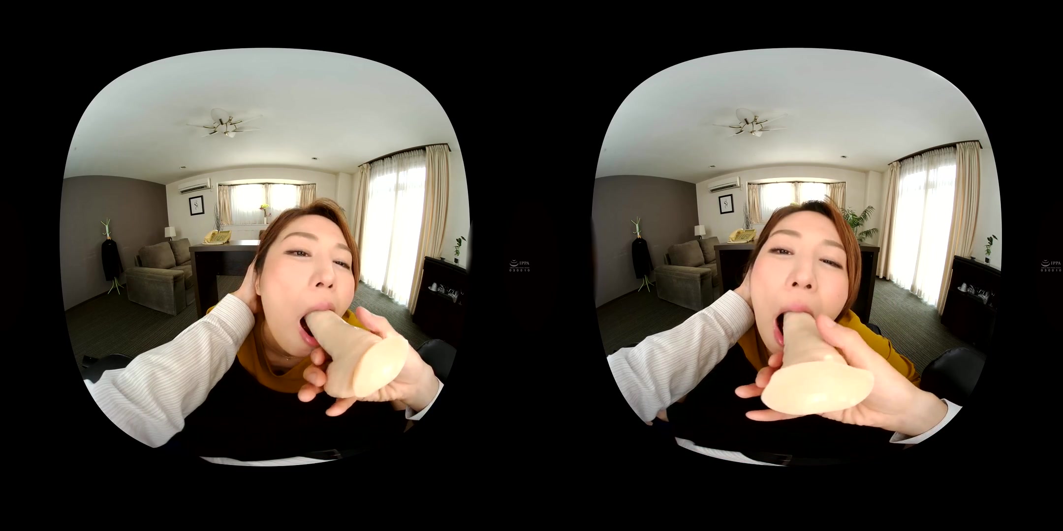 Secret Irrumatio (VR Version) 1 - Asian MILF Office Sex