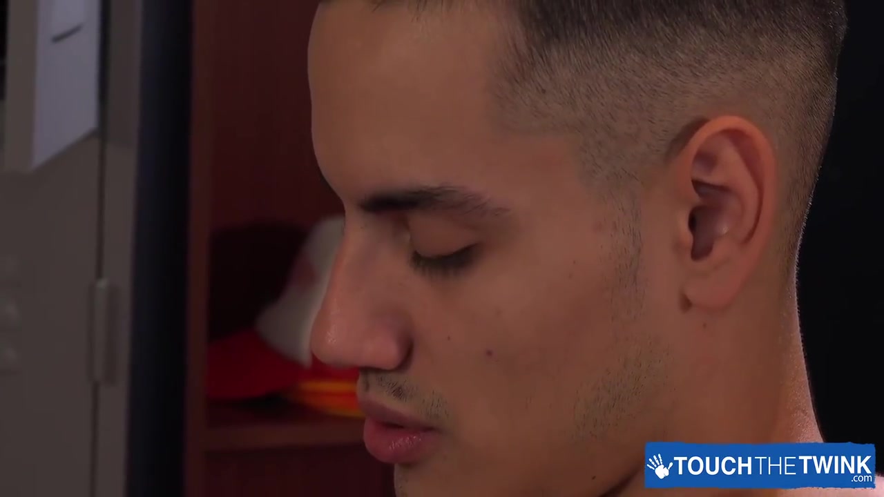 Felix Bonnet In Lauti Rex And Enjoys Locker Room Jerk Off
