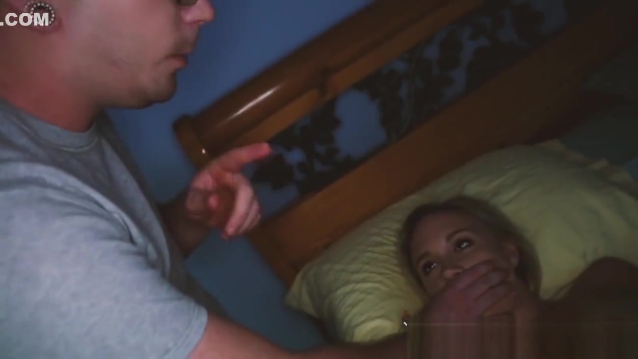 Petite stepsis sucks dick