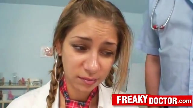 Rachel Evans to suck on old doctor cock