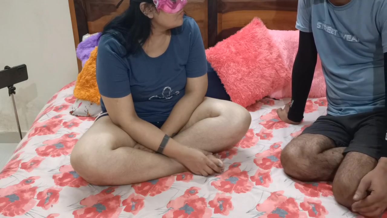 1 Bade Boobs Or Gand Wali Maami Ne Bhanje Ka Lund Chuskar Paani Nikala