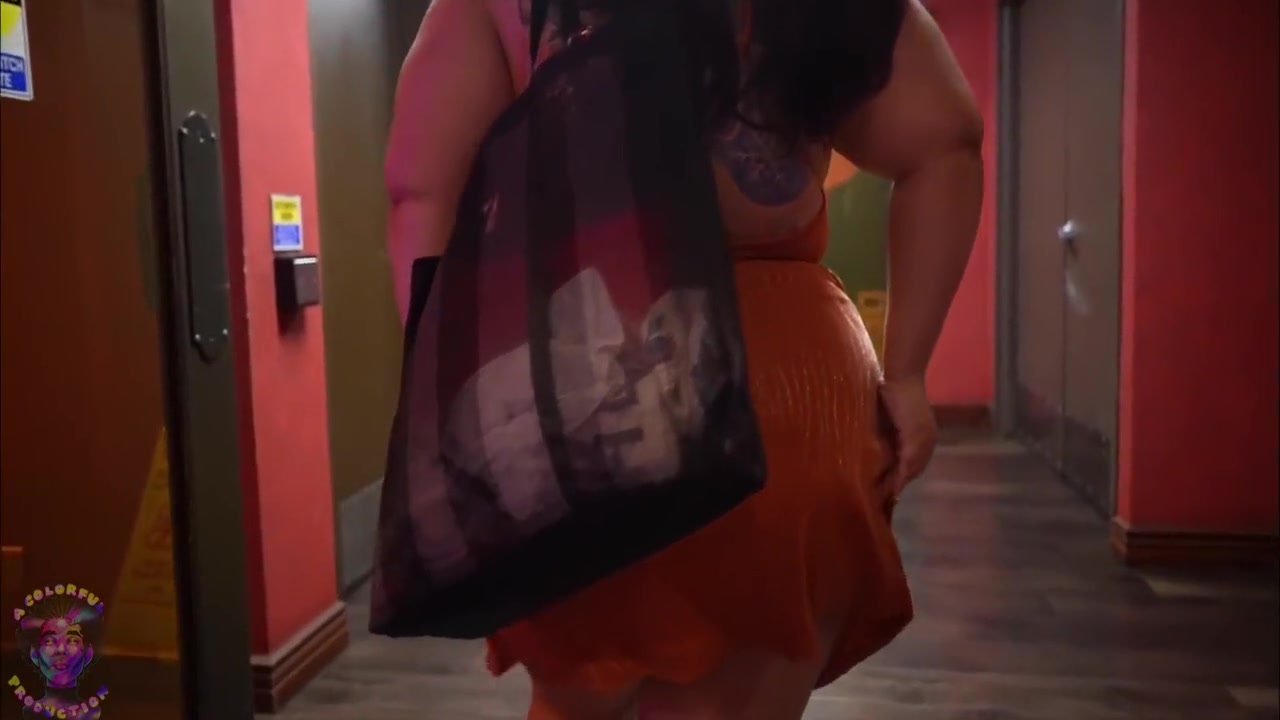Plumper Pass, L A S And White Bbw - The Bbw Slut Does The Unthinkable To Gibby The Clown For A Place To Stay In Vegas At The El Cortez Hotel 8 Min